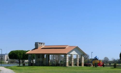 Corsicana park structure